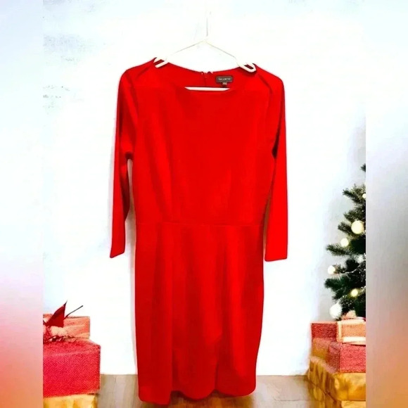 The Limited Classic Red, Valentines’s Knee Length, Sheath Dress Size 6, NWT - Picture 1 of 9